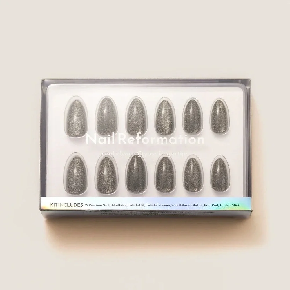 Nail Reformation Confidence at Your Fingertips 32 Piece‎ Press On Nails Glitter